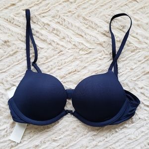 NWT Gilly Hicks Push Up Bra